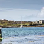 Bed & Breakfast The Day's Bar & Inishbofin