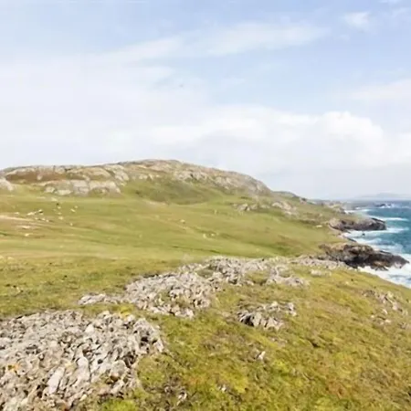 فندق مبيت وإفطار The Beach, Days Bar And 3*