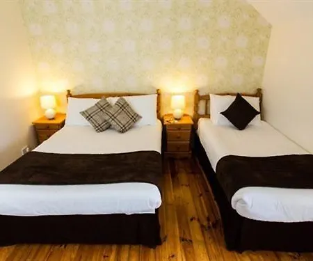 The Beach, Days Bar And Bed and breakfast