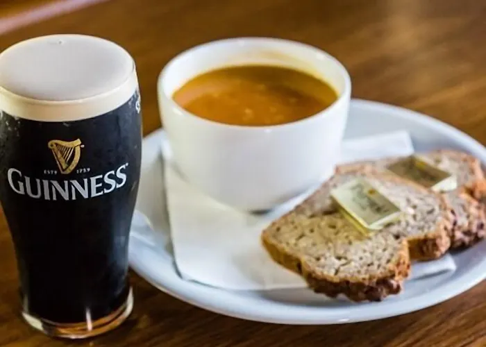 The Day's Bar & 3* Inishbofin