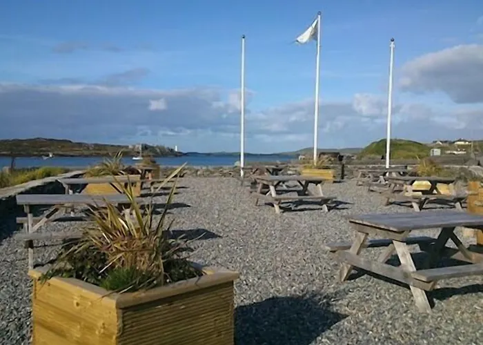 The Day's Bar & Bed & Breakfast Inishbofin